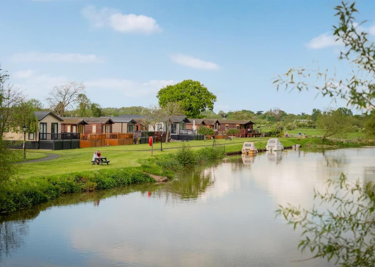 Riverside Park ستارتفورد أبون آفون المظهر الخارجي الصورة